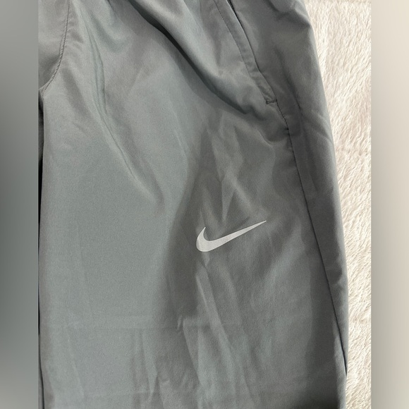 Nike Dri Fit Joggers size SMALL - Picture 3 of 5